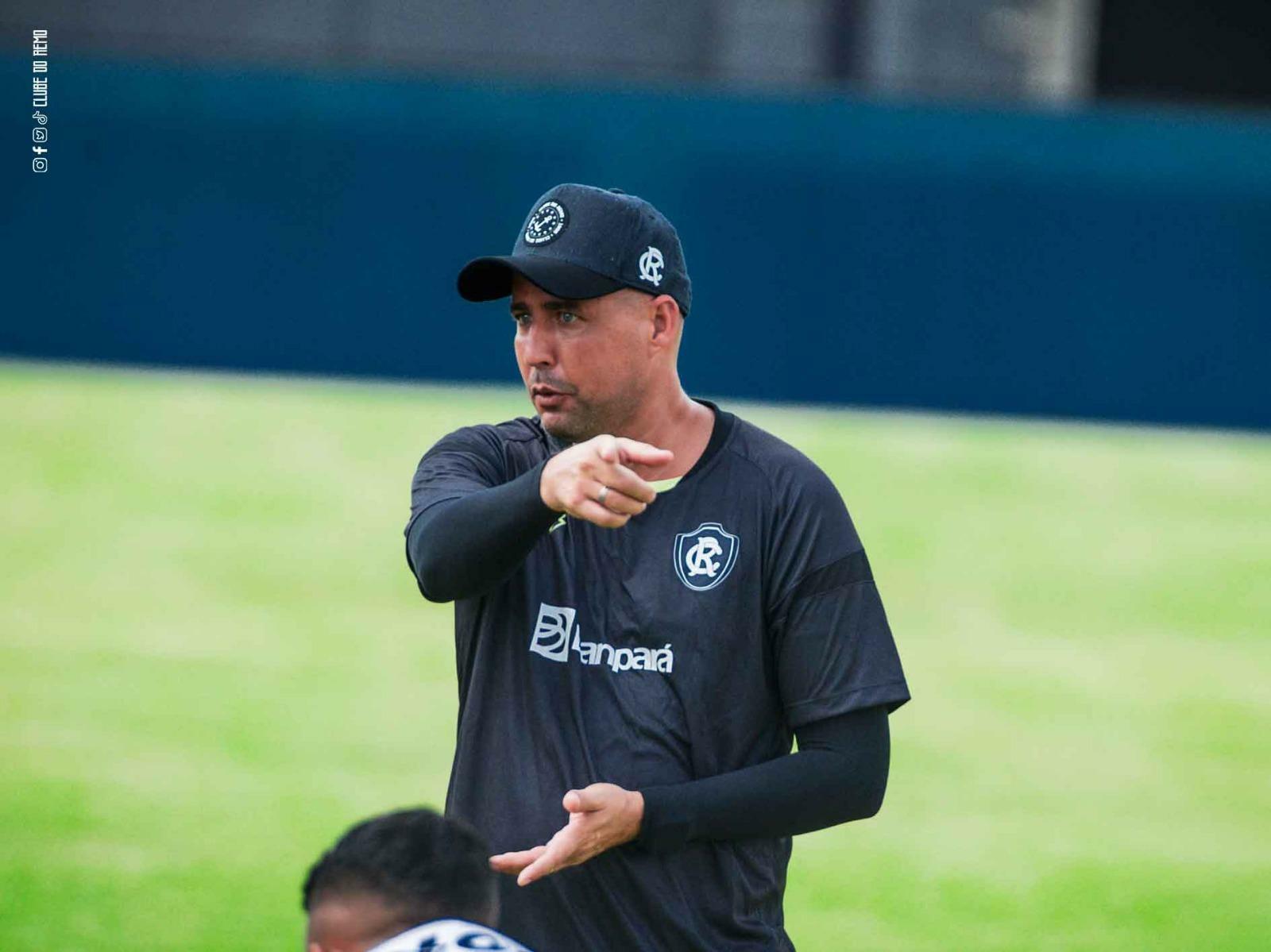 Ricardo Catalá permaneceu no Remo para 2024